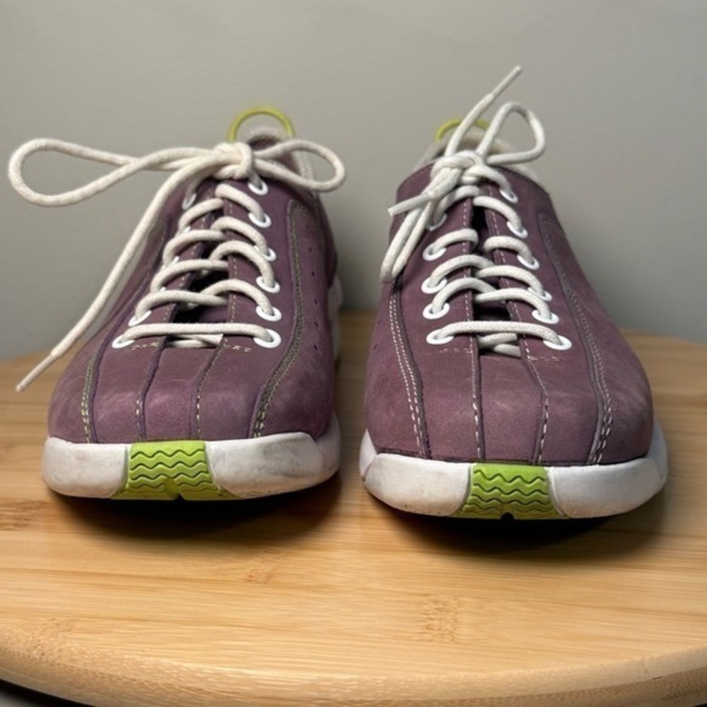Cole Haan G Series NikeAir Sneaker Womens 6B Purple Green Sporty Athleisure Walk - Picture 2 of 8